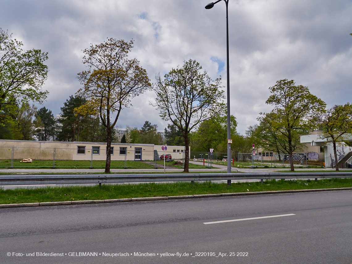 25.04.2022 - Baustelle am Haus für Kinder in Neuperlach